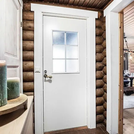 Semesterbostad Wildpaw Hideaway By Hilla Levi